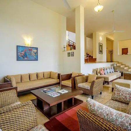 White House 3Bhk Villa With Pool And River View
